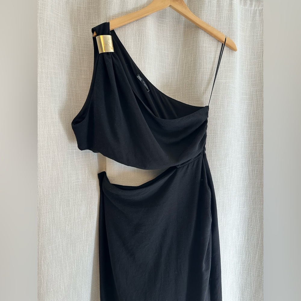 Zara Elegant Black One-Shoulder Dress with gold accent
